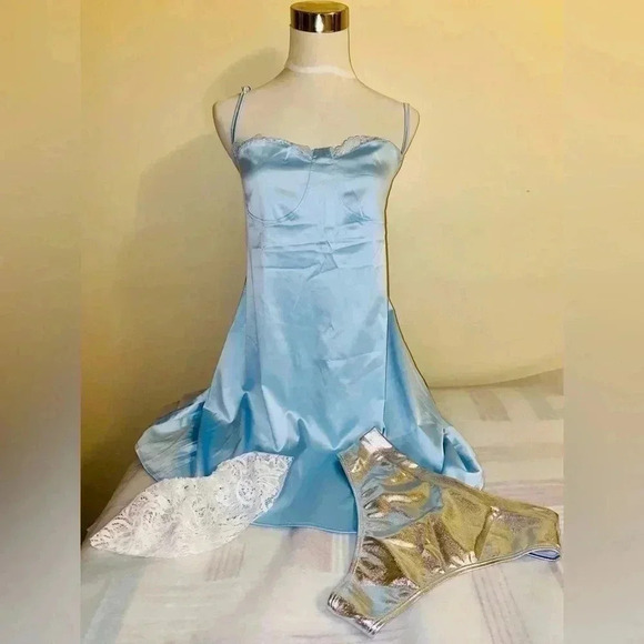 ❄️ Ice 🧊 Queen ❄️ Sexy set of 3 items ❄️ - Picture 1 of 11